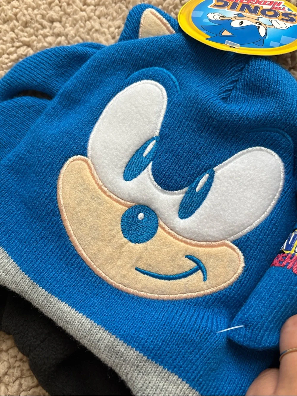 Sonic the Hedgehog Blue Kids Hat & Mittens Set